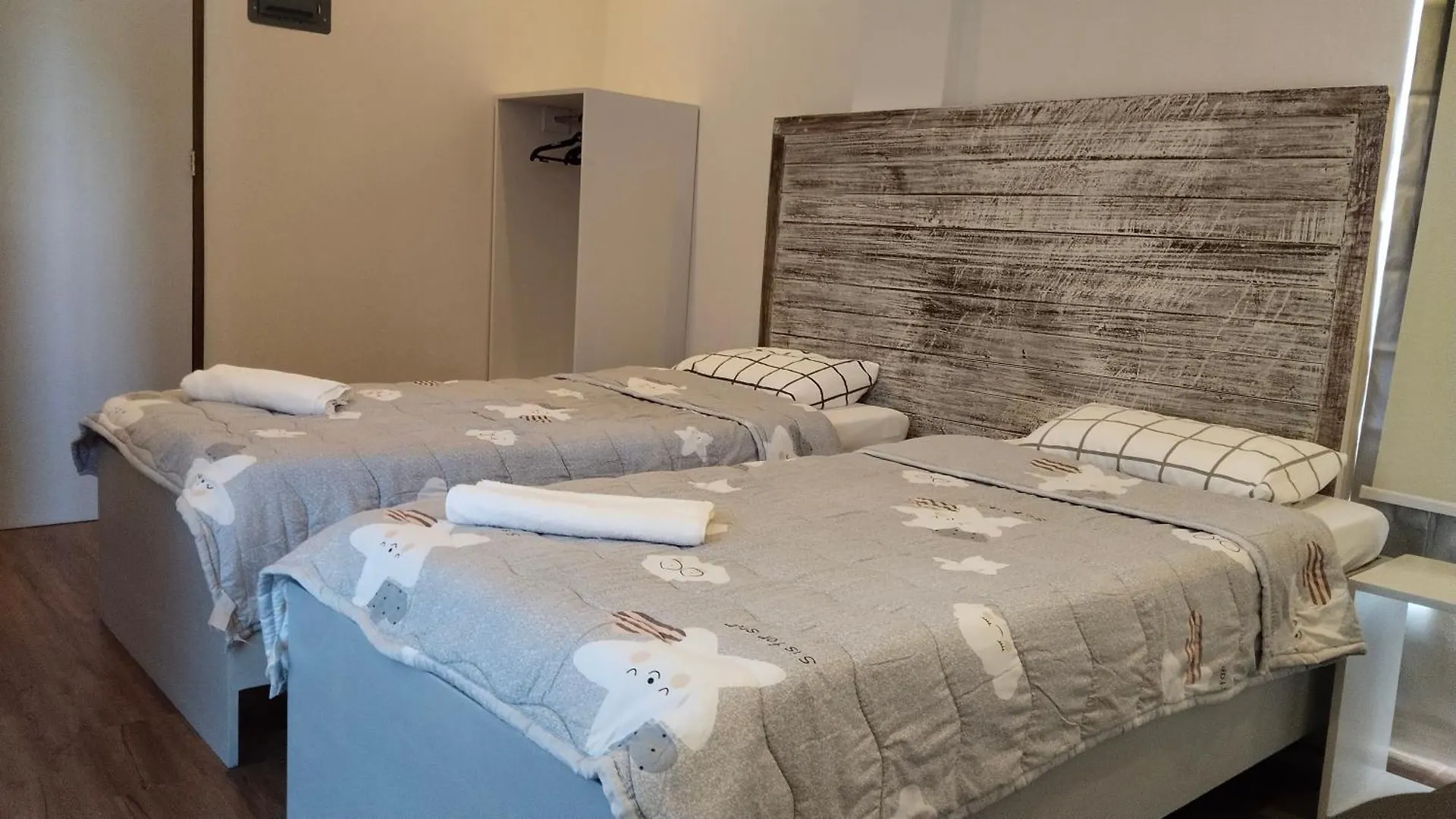 Yes Guesthouse آنغلوس 0*,  الفلبين