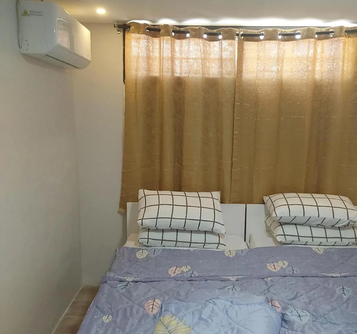 بيت ضيافة Yes Guesthouse آنغلوس