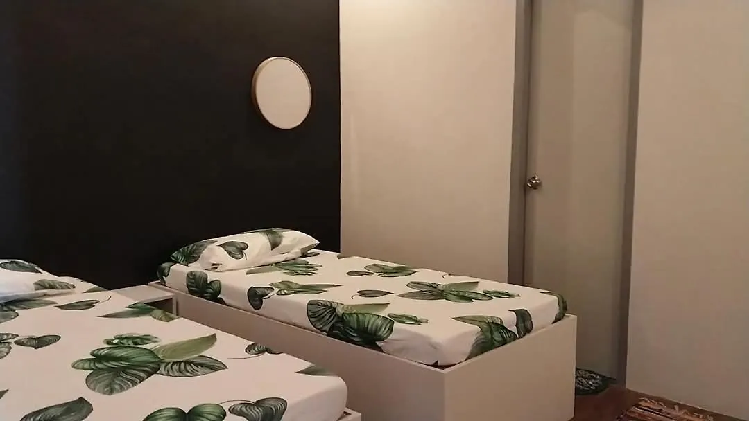 Yes Guesthouse آنغلوس 0*,